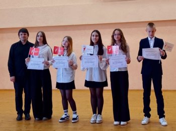 Торжественные линейки в честь окончания года!